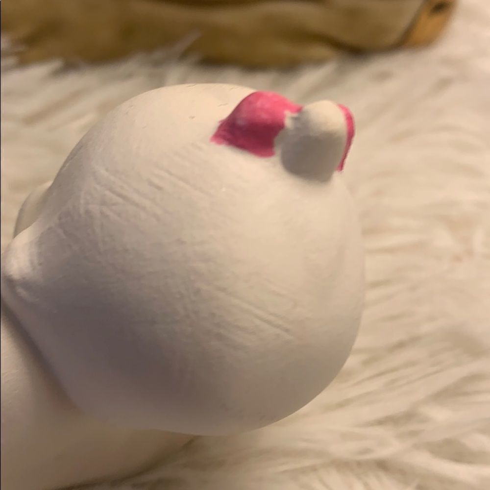 Kewpie Ceramic with bow laying down ceramic figure - Picture 6 of 13